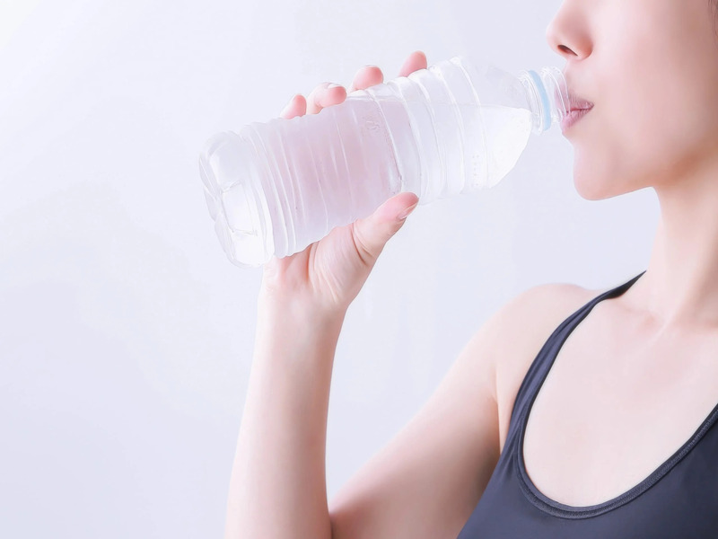 Những cách uống nước thông thái của người Nhật